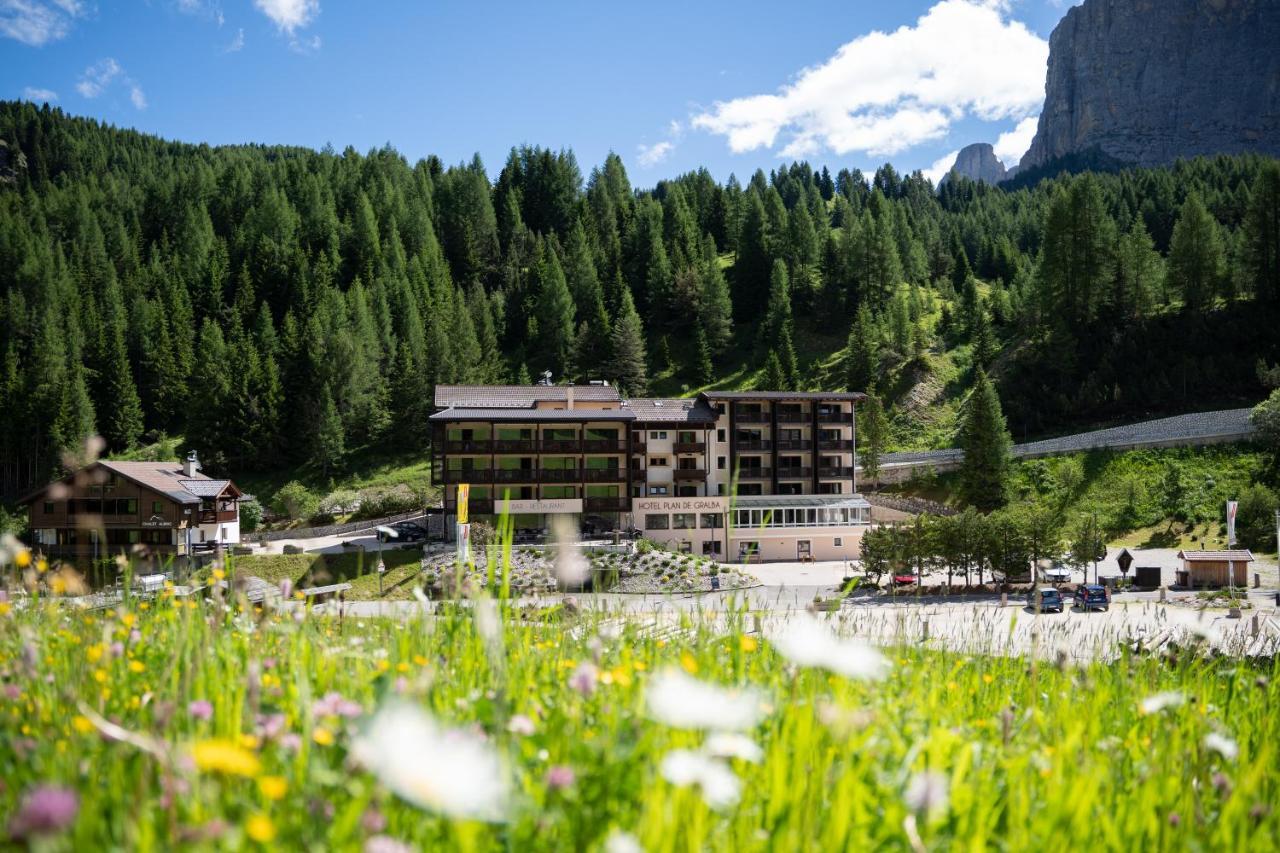 Hotel Plan De Gralba - Feel The Dolomites Selva di Val Gardena Extérieur photo