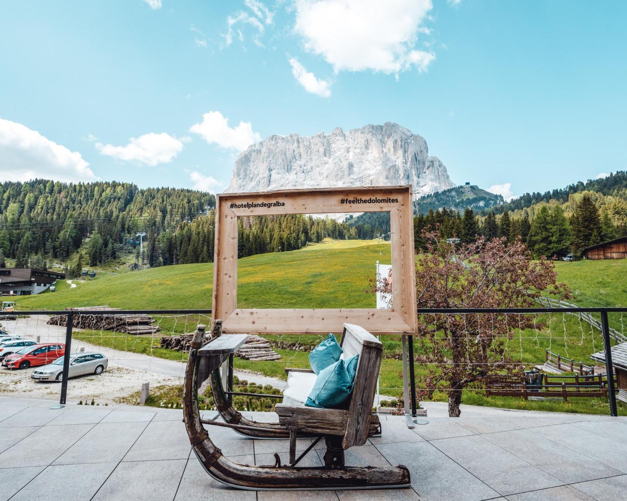Hotel Plan De Gralba - Feel The Dolomites Selva di Val Gardena Extérieur photo